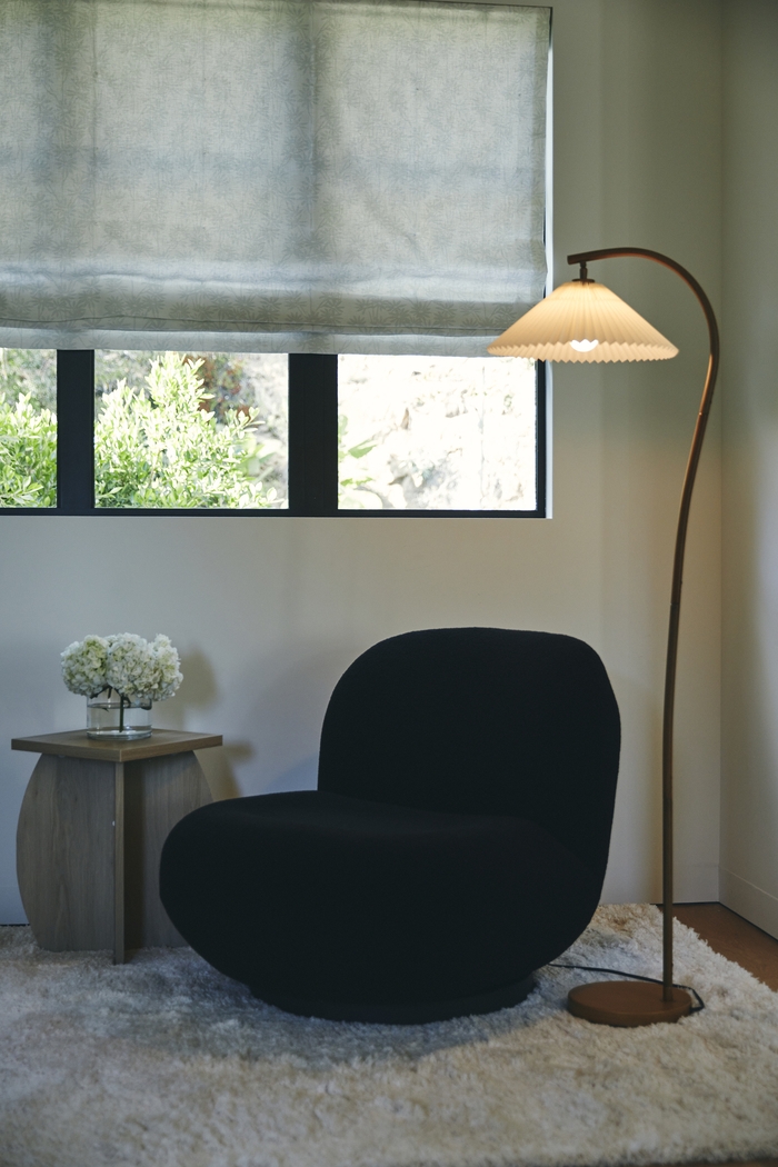 Duragny Ivory 5'3 x 7' Rug - Thumbnail - Image 7