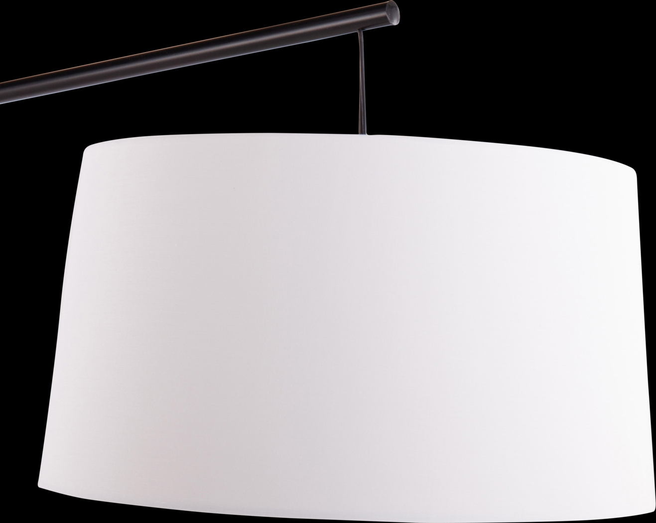 Eastchase Black Floor Lamp - Thumbnail - Image 7