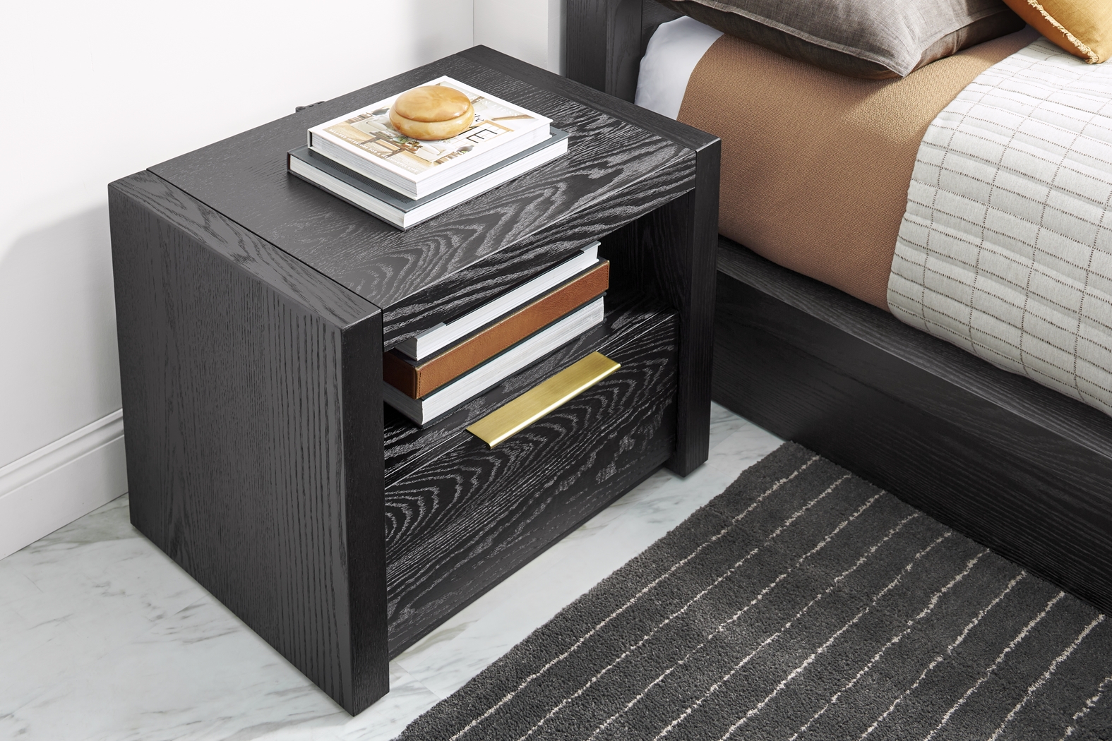 Easton Park Black 7 Pc Queen Storage Bedroom - Thumbnail - Image 13