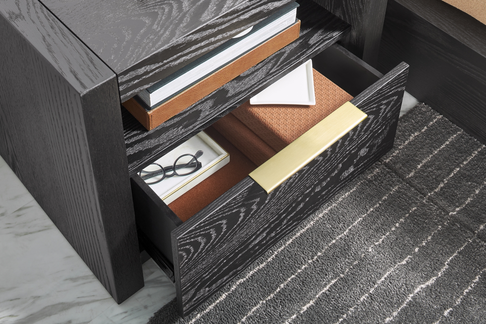 Easton Park Black 7 Pc Queen Storage Bedroom - Thumbnail - Image 14