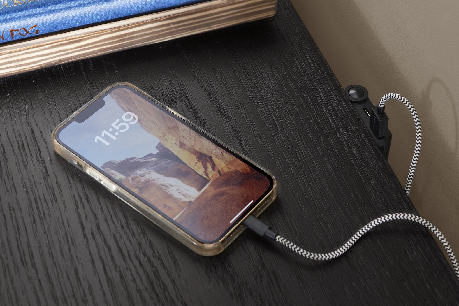 Easton Park Black 7 Pc Queen Storage Bedroom - Thumbnail - Image 16