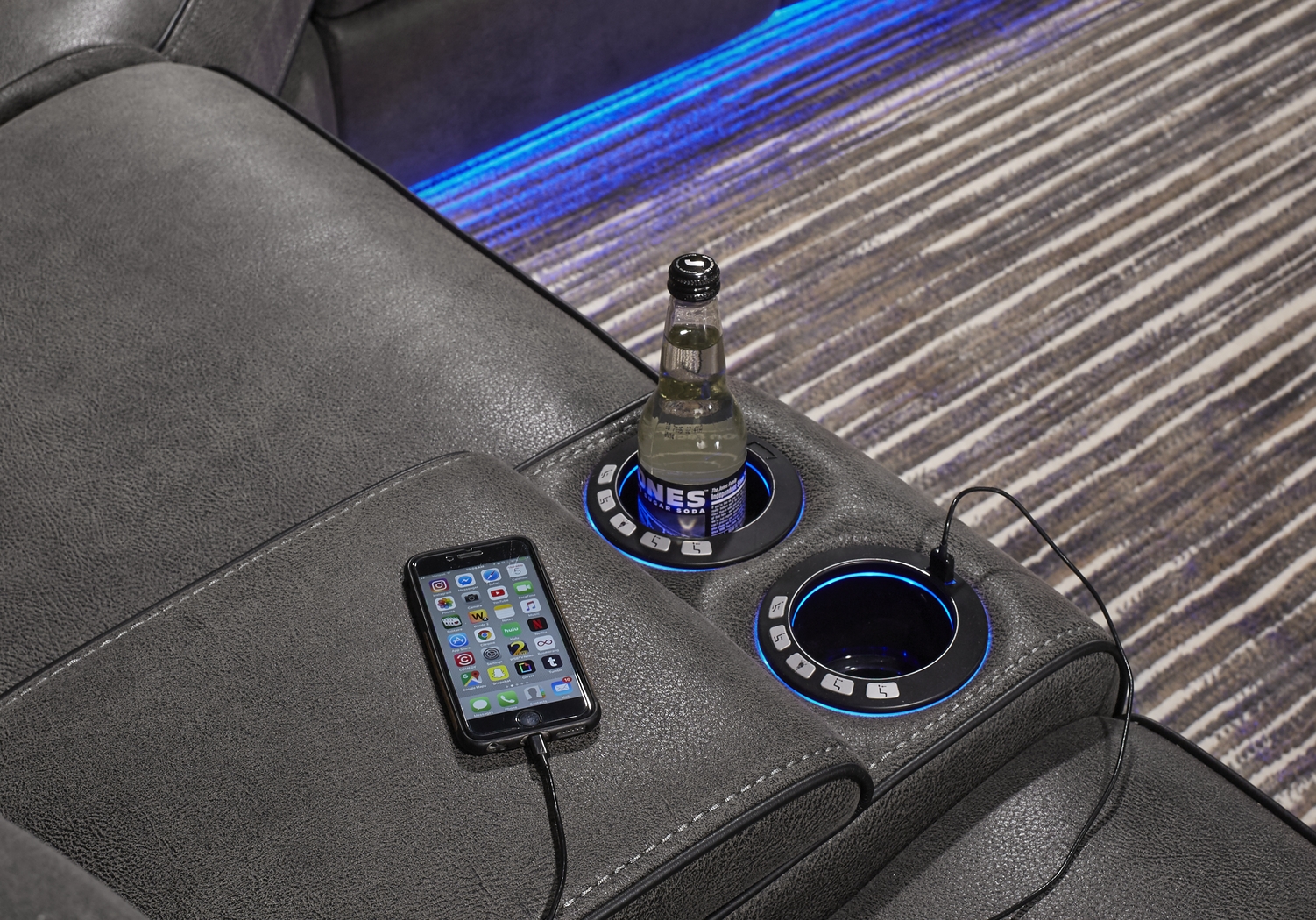 Eastview Charcoal 3 Pc Dual Power Reclining Sectional - Thumbnail - Image 4