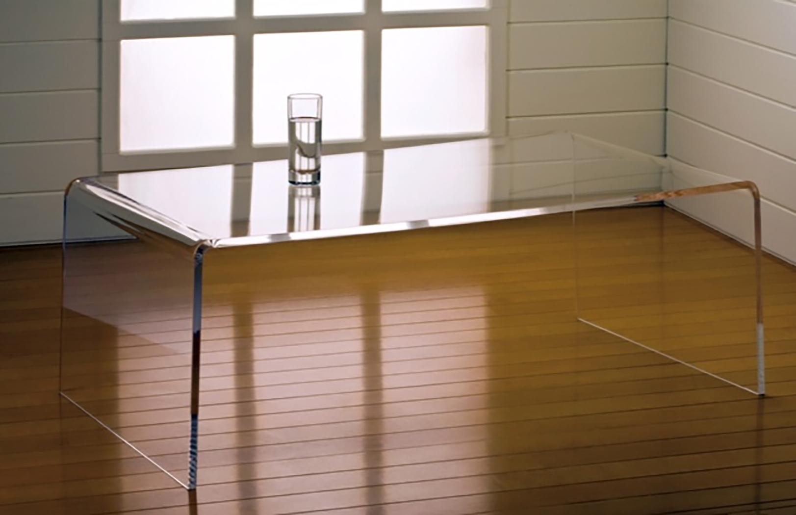 Ebsai Clear Coffee Table - Thumbnail - Image 5