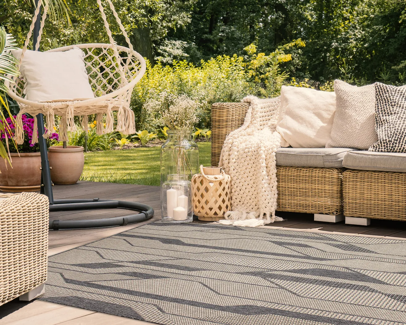 Ecrosia Taupe 6'6 x 9'4 Indoor/Outdoor Rug - Thumbnail - Image 2