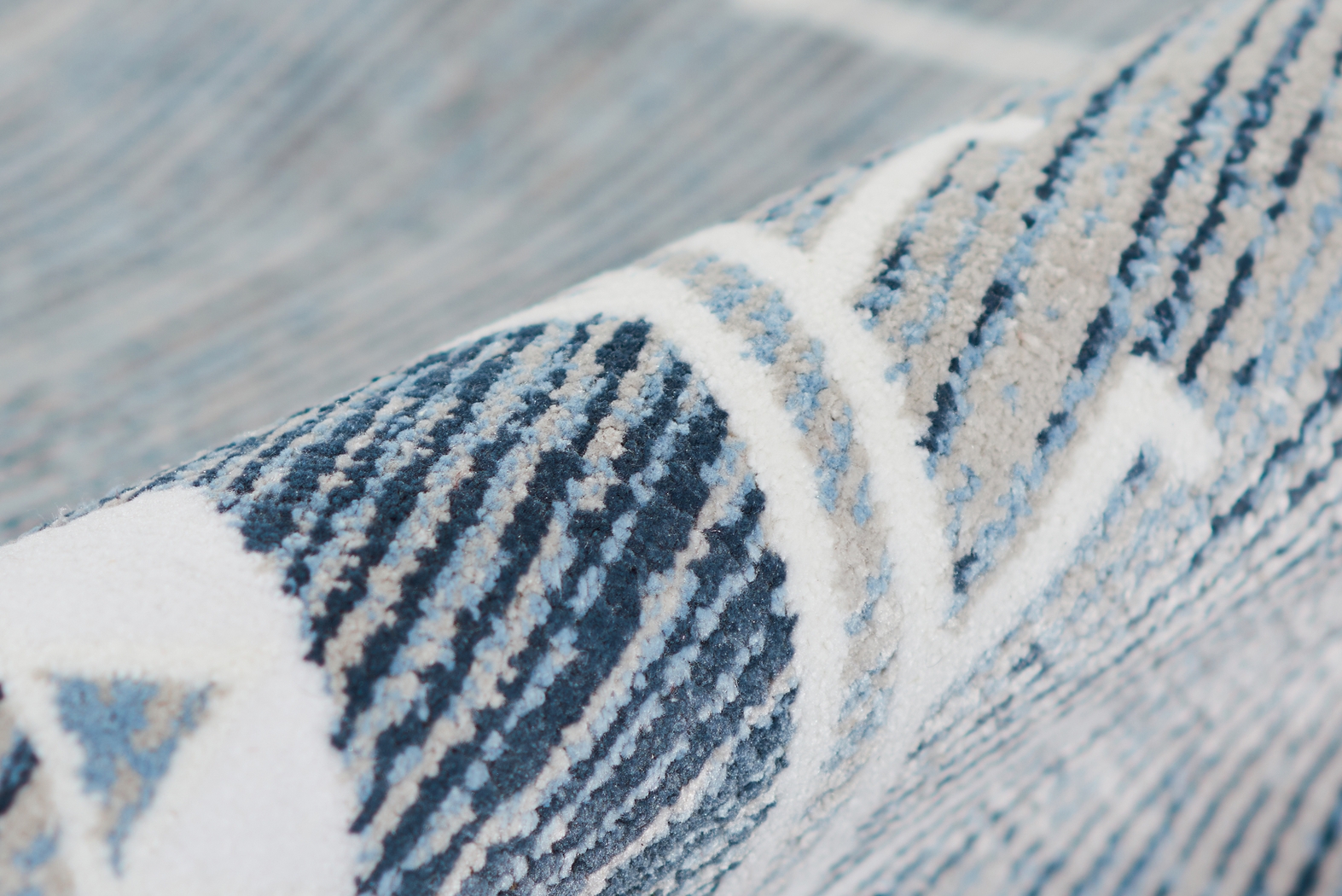 Edis Blue 7'10 x 10'2 Rug - Thumbnail - Image 5