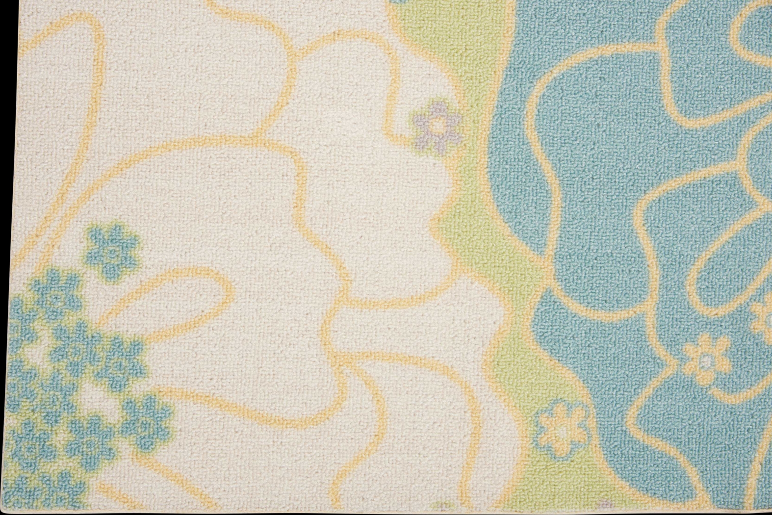 Edria Green 5' x 8' Indoor/Outdoor Rug - Thumbnail - Image 4