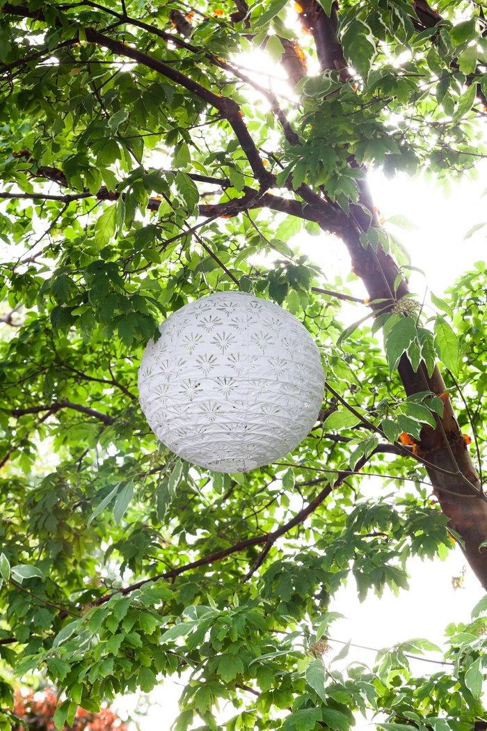 Eger Club Outdoor White Solar Lantern - Thumbnail - Image 11