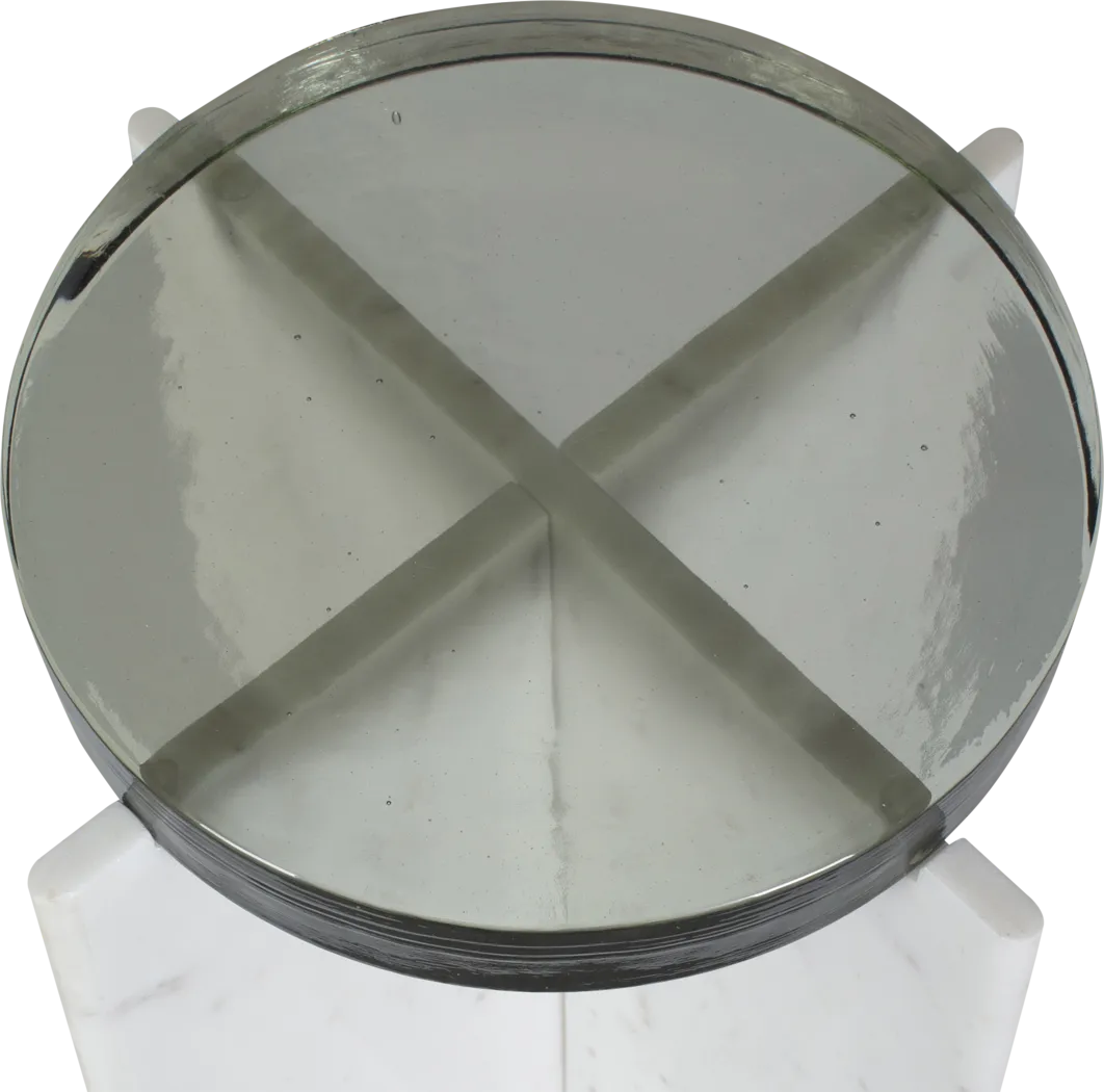 Ehesa White Outdoor End Table - Thumbnail - Image 5