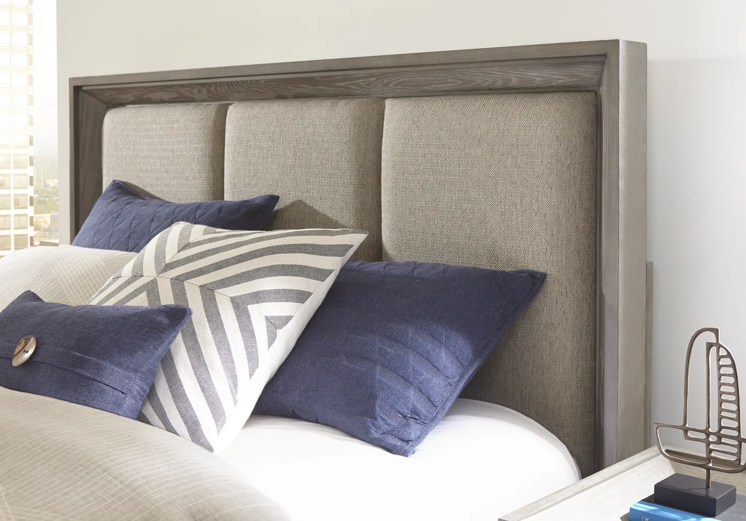 Elba Lane Gray 3 Pc King Bed - Thumbnail - Image 3