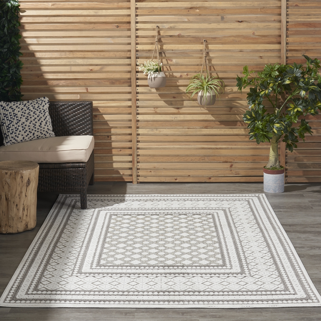 Elizardo Light Gray 5' x 7' Indoor/Outdoor Rug - Thumbnail - Image 9