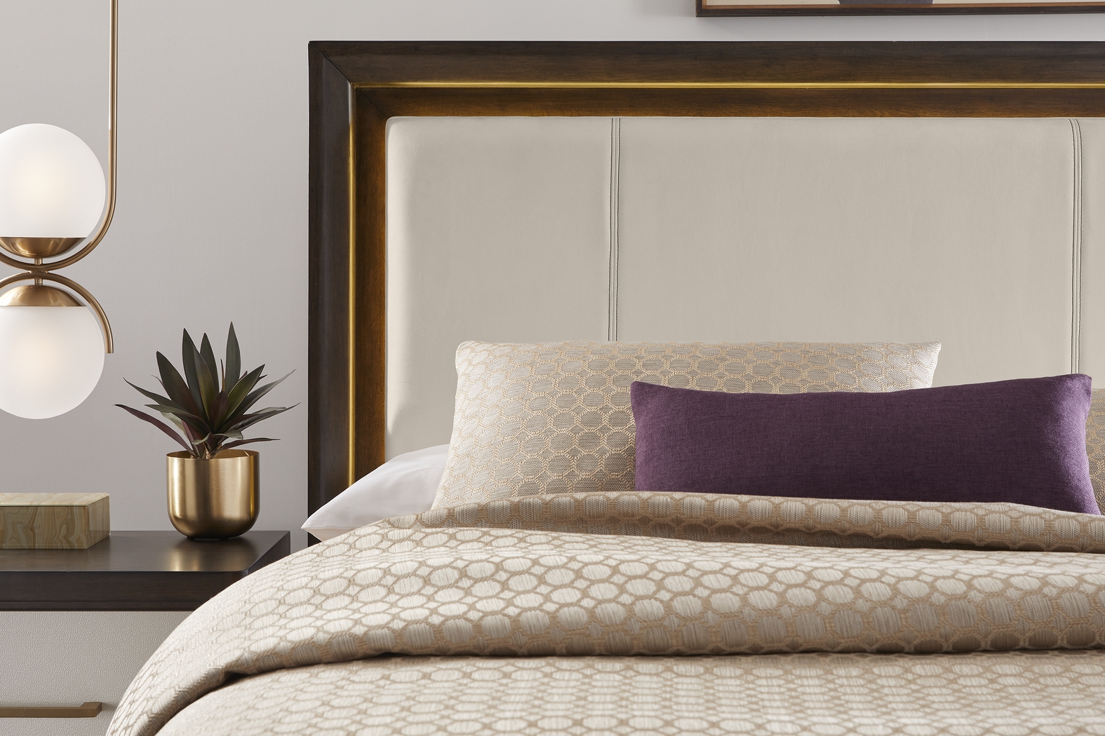 Elko Falls White 5 Pc Queen Upholstered Bedroom - Thumbnail - Image 4