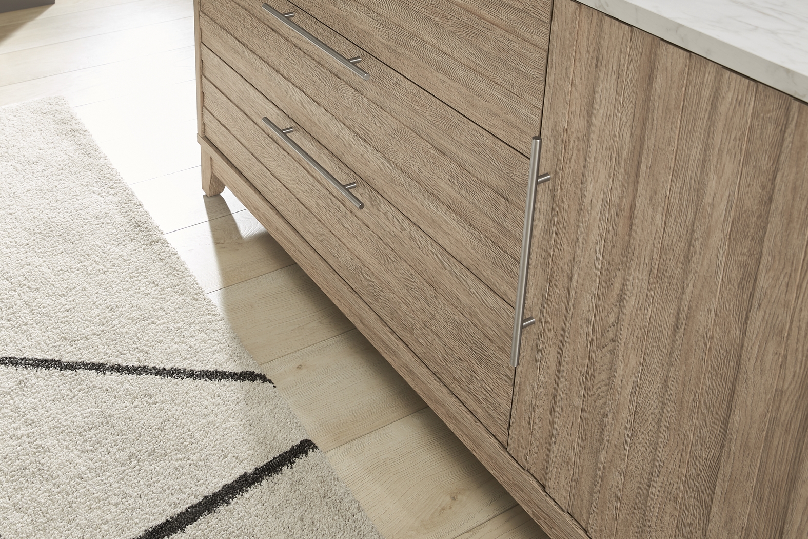 Ellenbrook Brown 5 Pc Queen Panel Bedroom - Thumbnail - Image 9