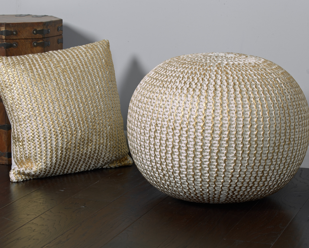 Elodret Ivory/Gold Pouf - Thumbnail - Image 2