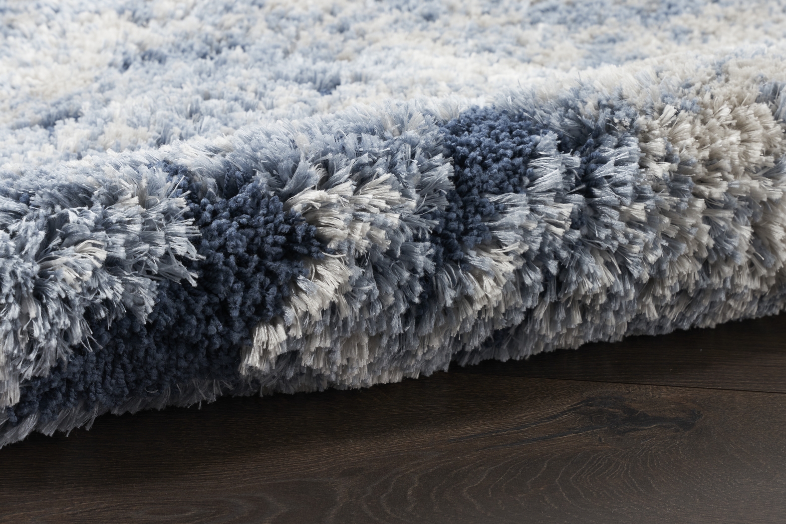 Eloise Shag Blue 5'3 x 7'3 Rug - Thumbnail - Image 2