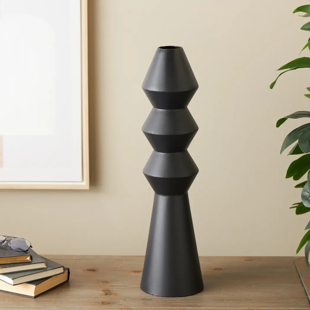Elori Black Vase - Thumbnail - Image 2