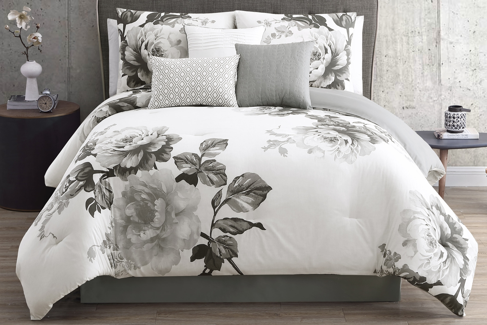 Elrissa Cream Black 7 Pc Queen Comforter Set - Thumbnail - Image 1