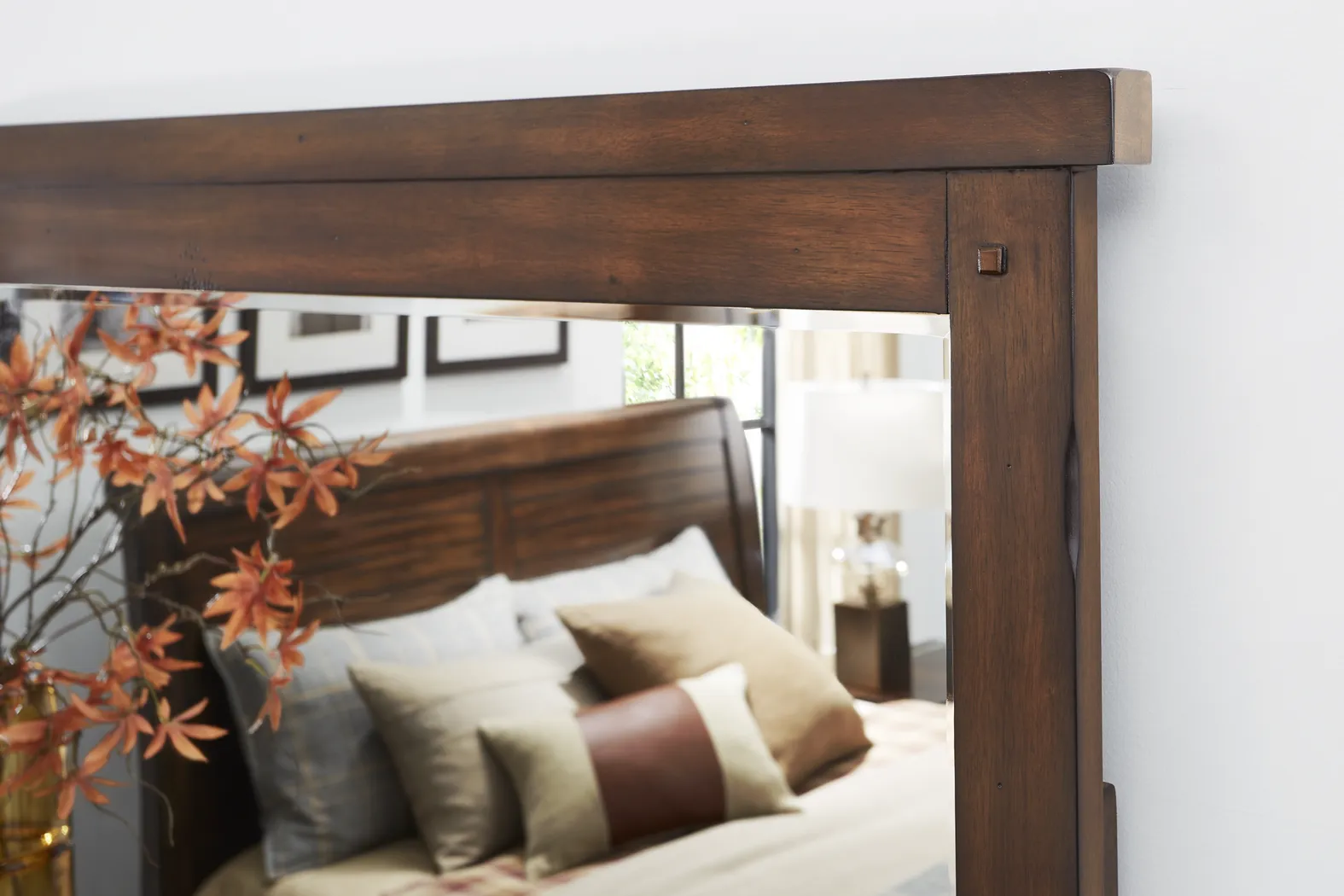 Emberton Dark Brown 7 Pc Queen Storage Bedroom - Thumbnail - Image 16