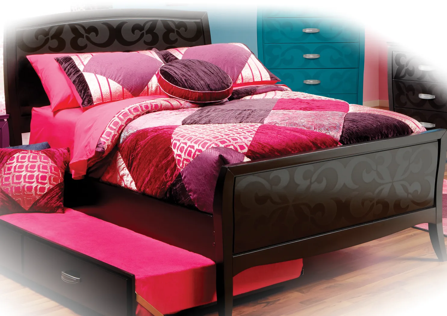 Empress Full Bedset - Thumbnail - Image 1