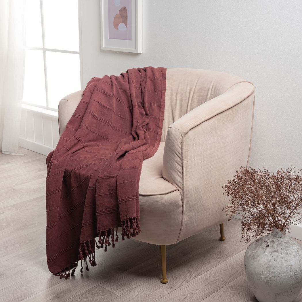 Eppond Red Throw Blanket - Thumbnail - Image 2