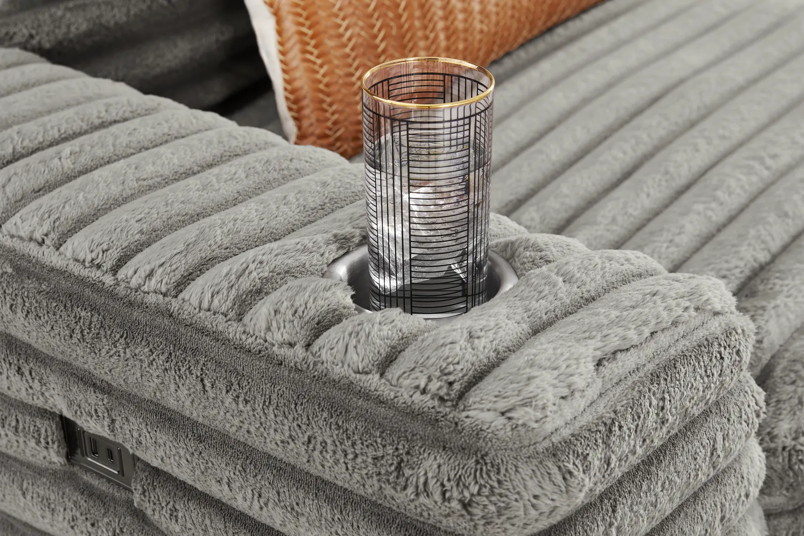 Equinox Gray 2 Pc Sectional - Thumbnail - Image 4