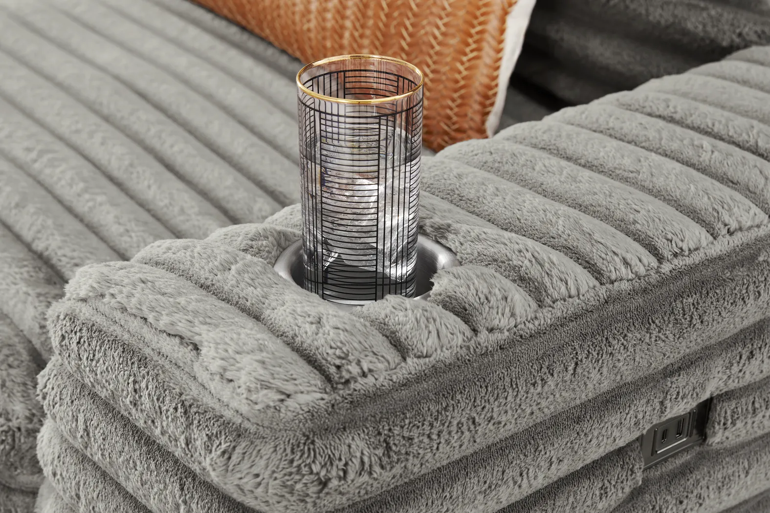 Equinox Gray 2 Pc Sectional - Thumbnail - Image 4