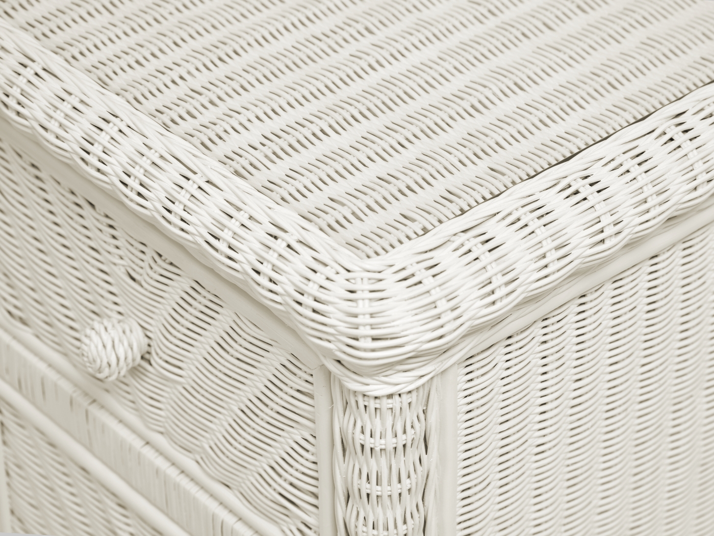 Erasto White Nightstand - Thumbnail - Image 4