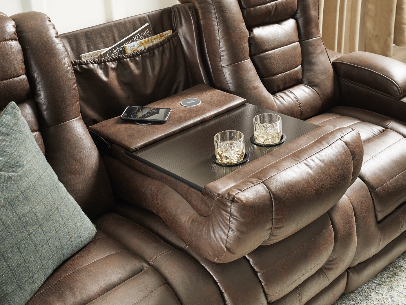 Eric Church Highway To Home Chief Brown 2 Pc Living Room with Dual Power Reclining Sofa - Thumbnail - Image 4