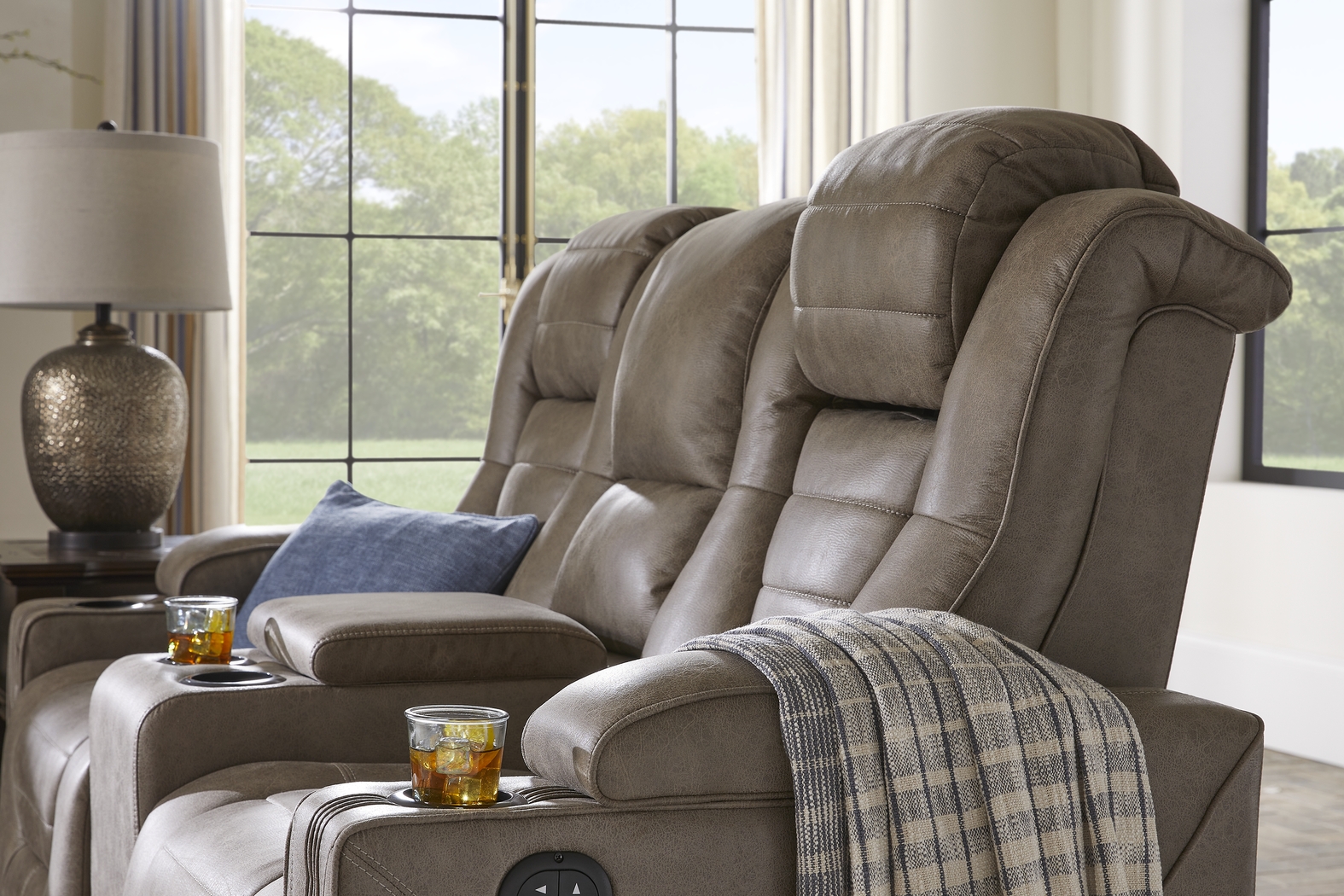 Chief Taupe 2 Pc Dual Power Reclining Living Room - Thumbnail - Image 20