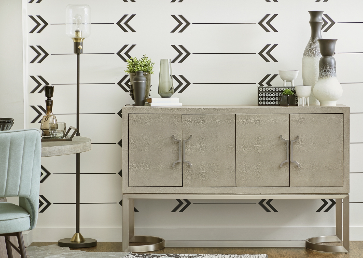 Erudia Gray Server - Thumbnail - Image 6