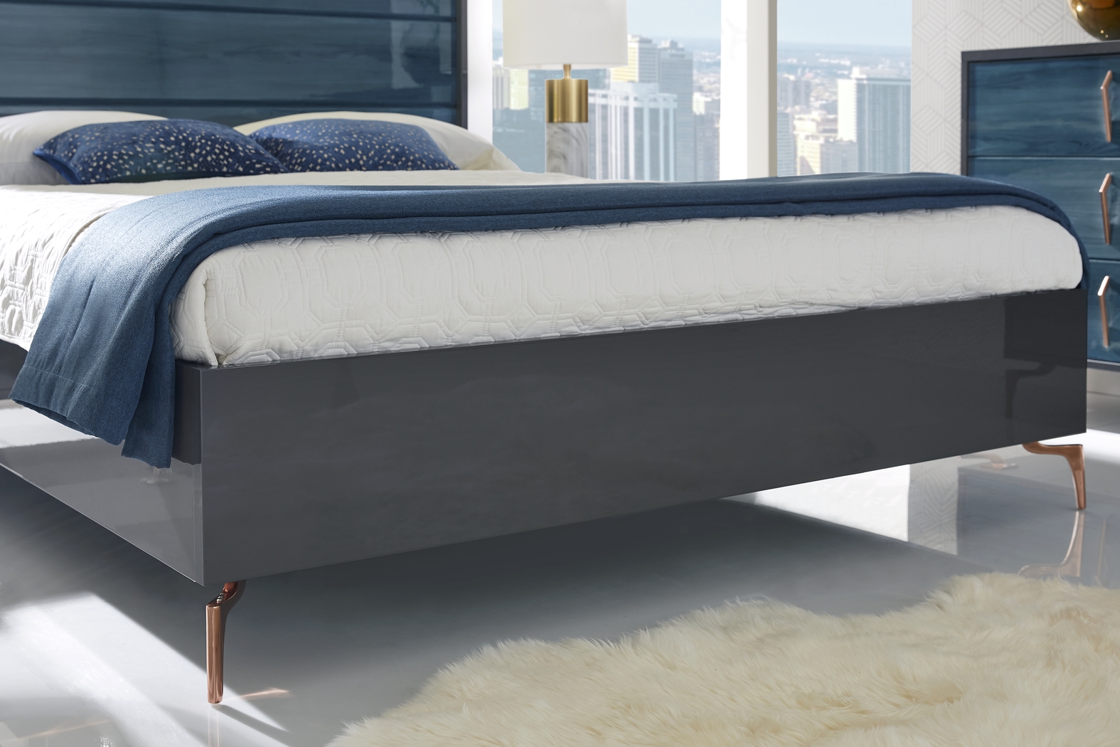 Esmedira Blue 5 Pc Queen Panel Bedroom - Thumbnail - Image 5