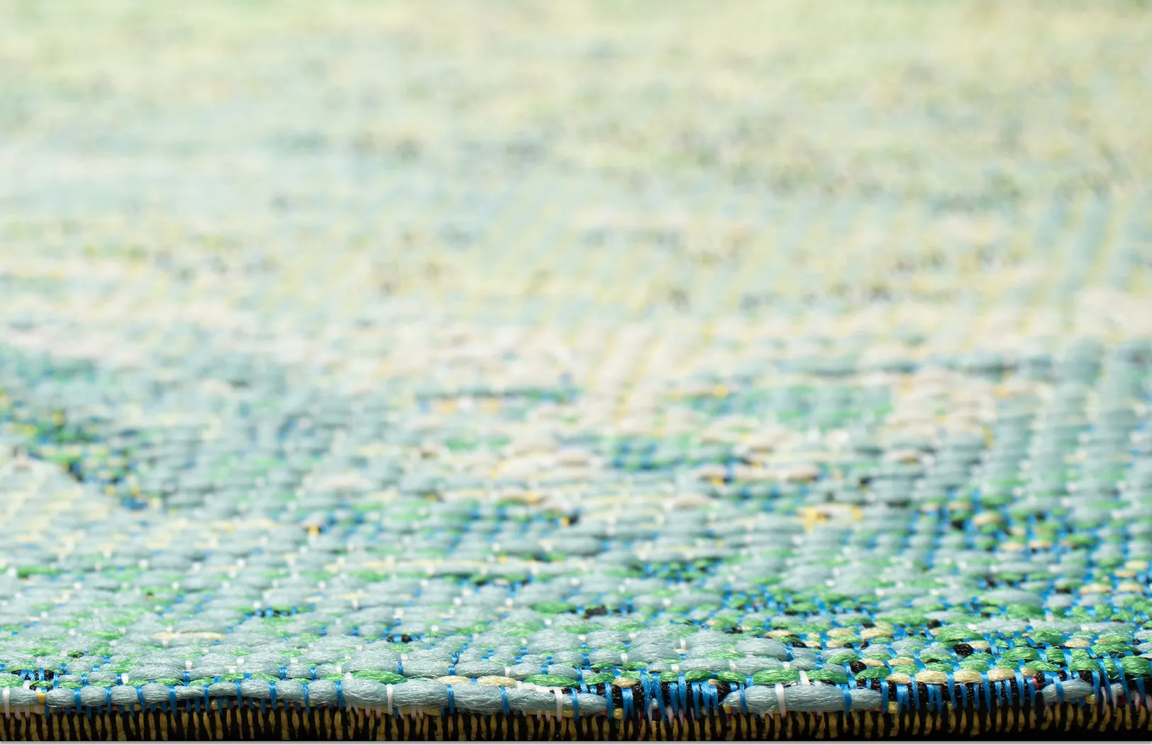 Eucapas Green 7'10 x 9'10 Indoor/Outdoor Rug - Thumbnail - Image 4