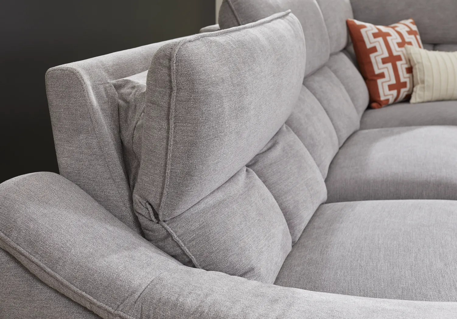 Eustice Bank Light Gray 6 Pc Dual Power Reclining Sectional - Image 5