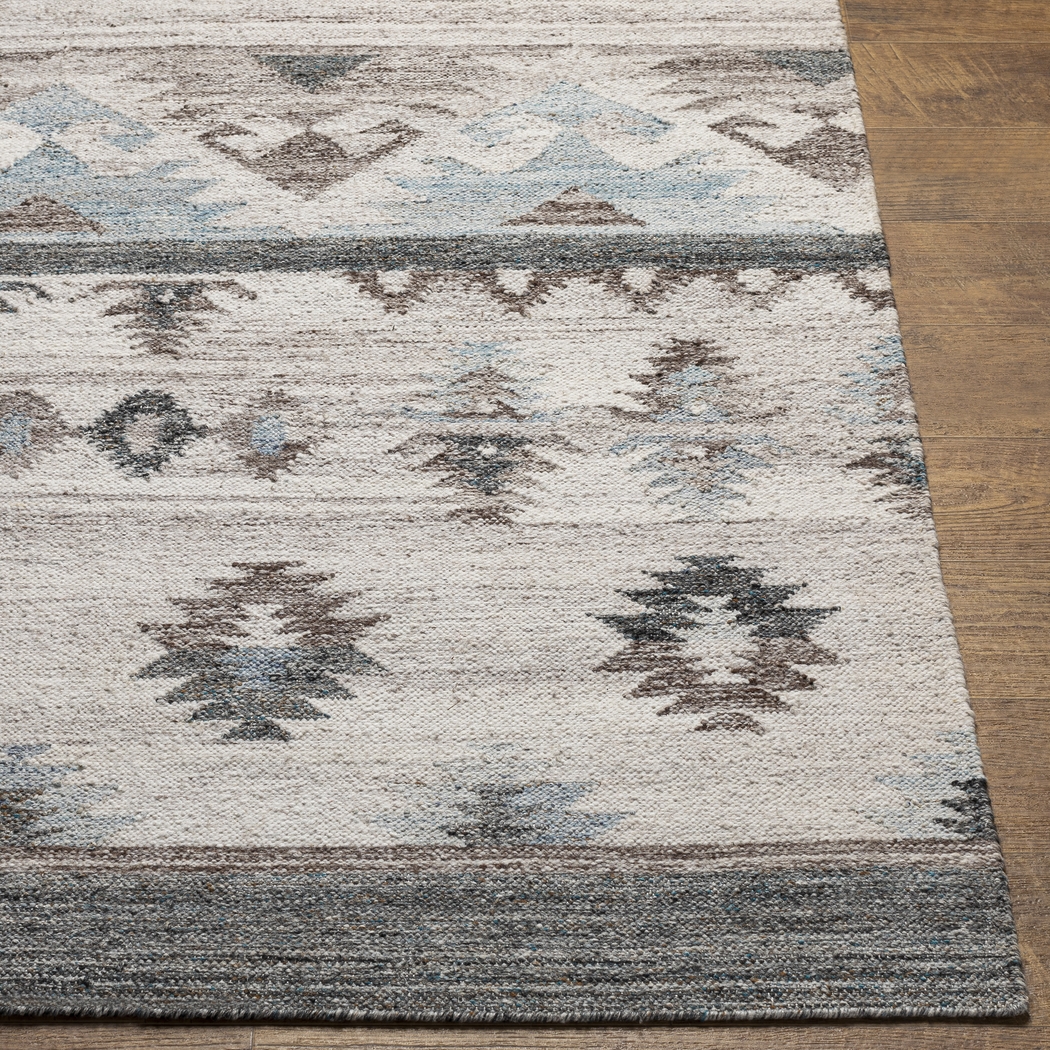 Everanette Blue 5' x 7'5 Rug - Thumbnail - Image 4