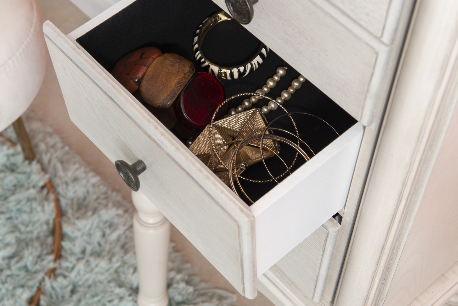 Everinaa White Jewelry Armoire - Thumbnail - Image 14