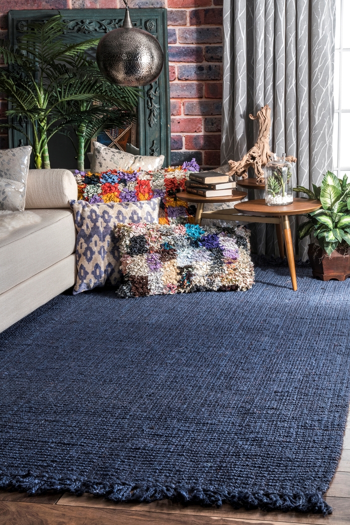 Everley Navy 6' x 9' Rug - Thumbnail - Image 2