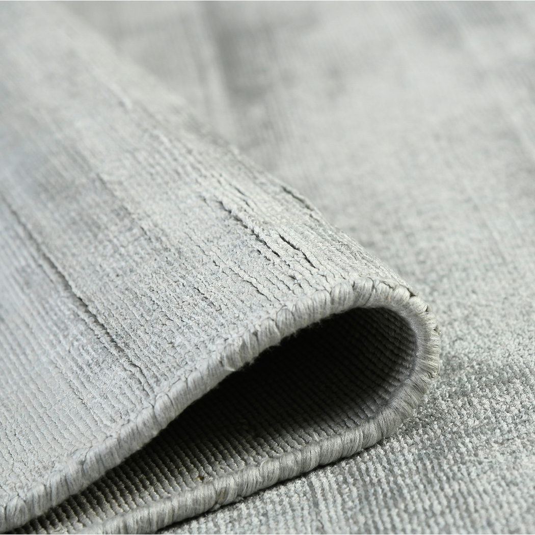 Evita Silver 4' X 6' Rug - Thumbnail - Image 6