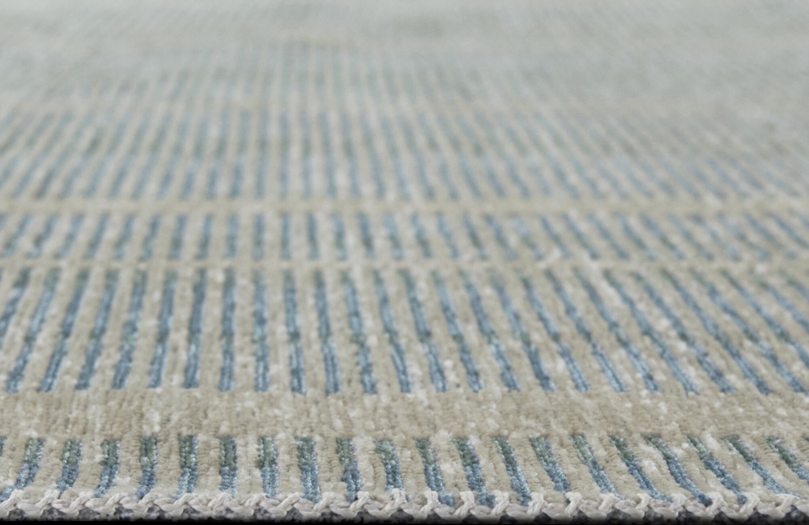 Eyla Blue 7'10 x 10' Rug - Thumbnail - Image 5