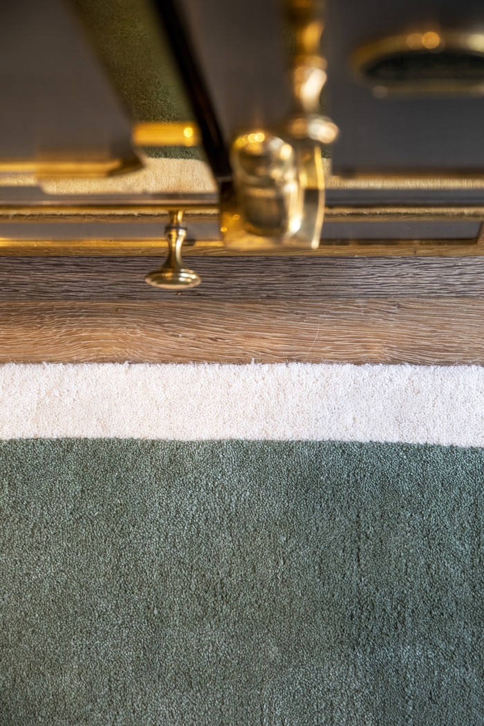 Fabian Green 8' x 10' Rug - Thumbnail - Image 11