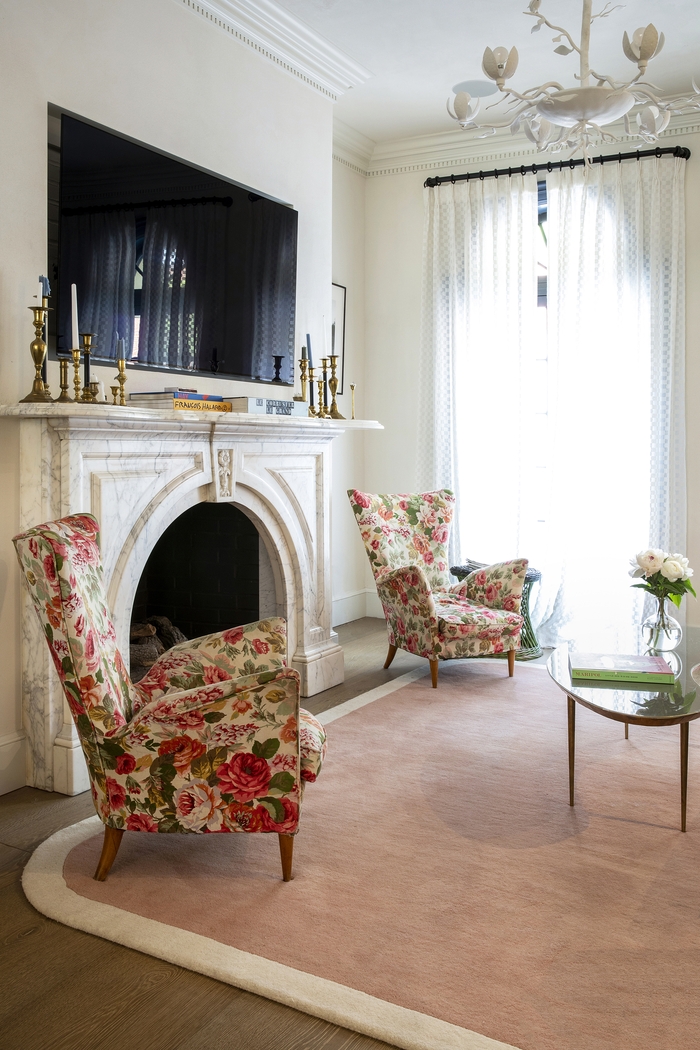 Fabian Pink 5' x 8' Rug - Thumbnail - Image 3