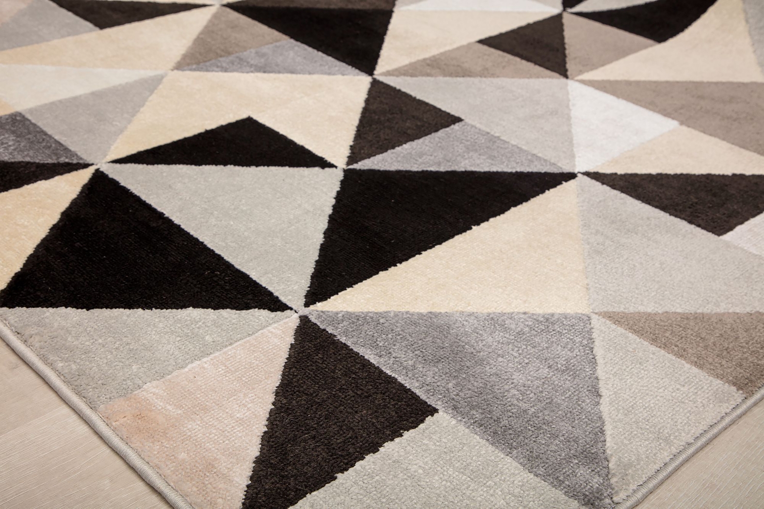 Fadrio Black/Brown 8' x 10' Rug - Thumbnail - Image 6