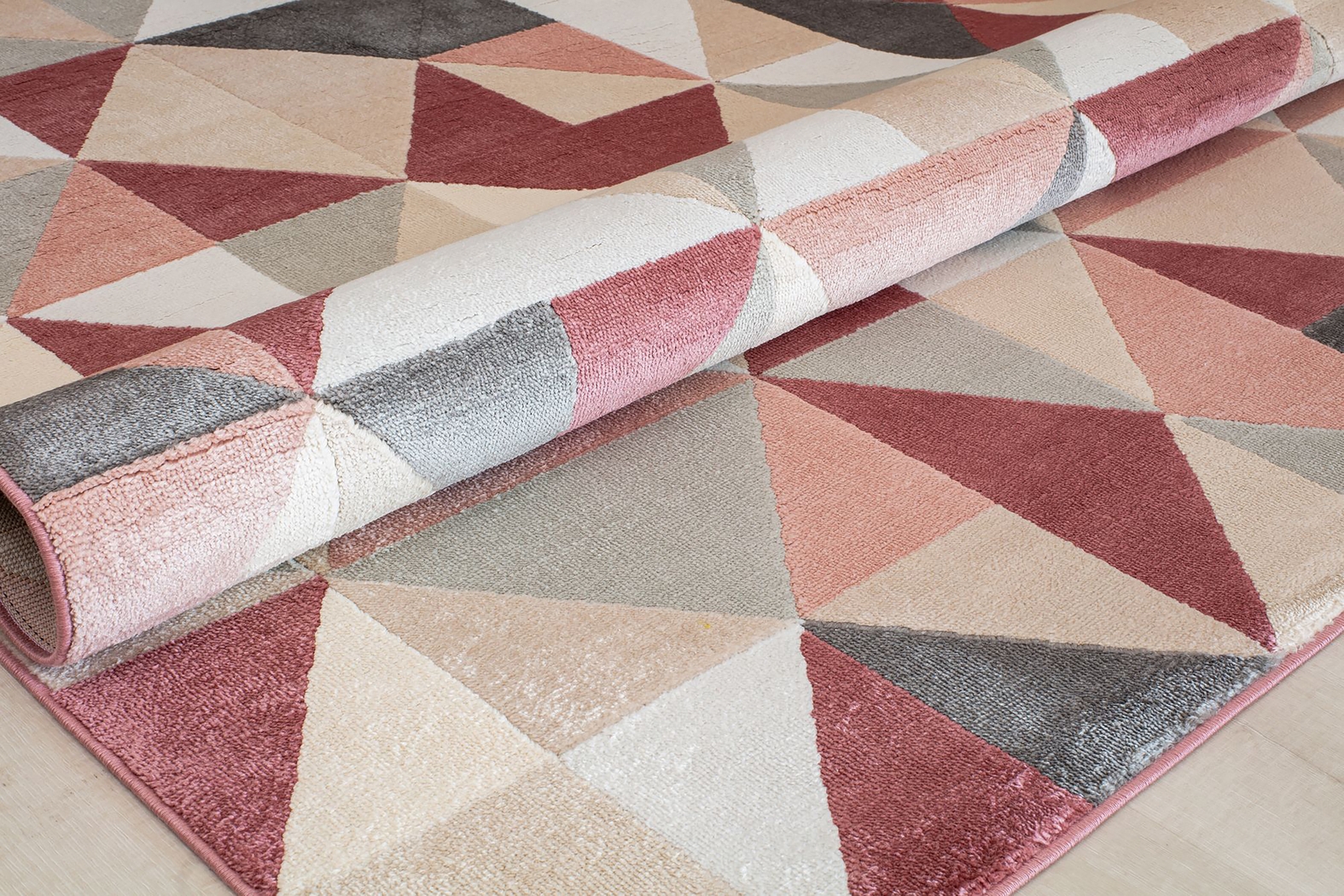 Fadrio Burgundy 8' x 10' Rug - Thumbnail - Image 3