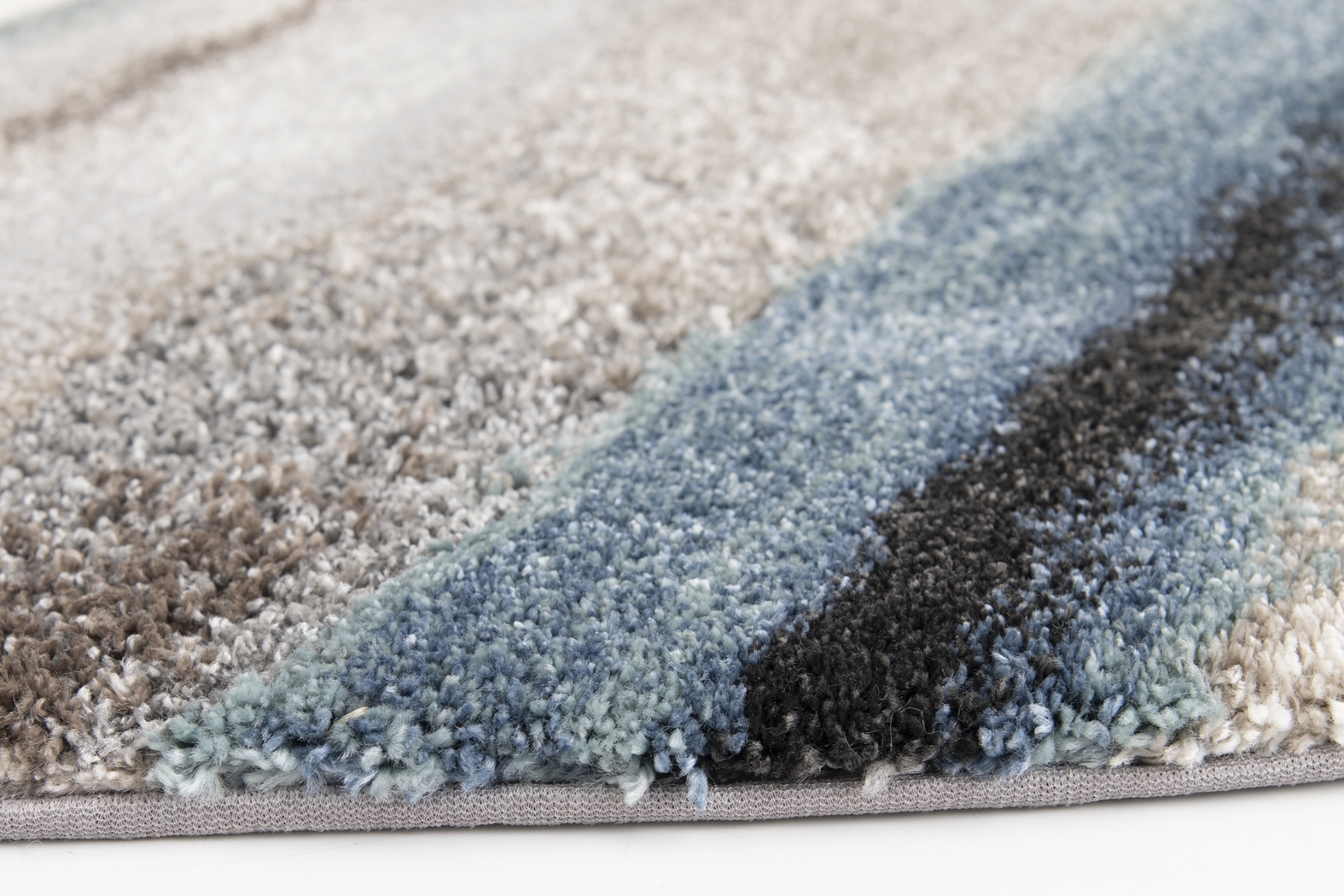 Fairen Multi 7'8 Round Rug - Thumbnail - Image 5