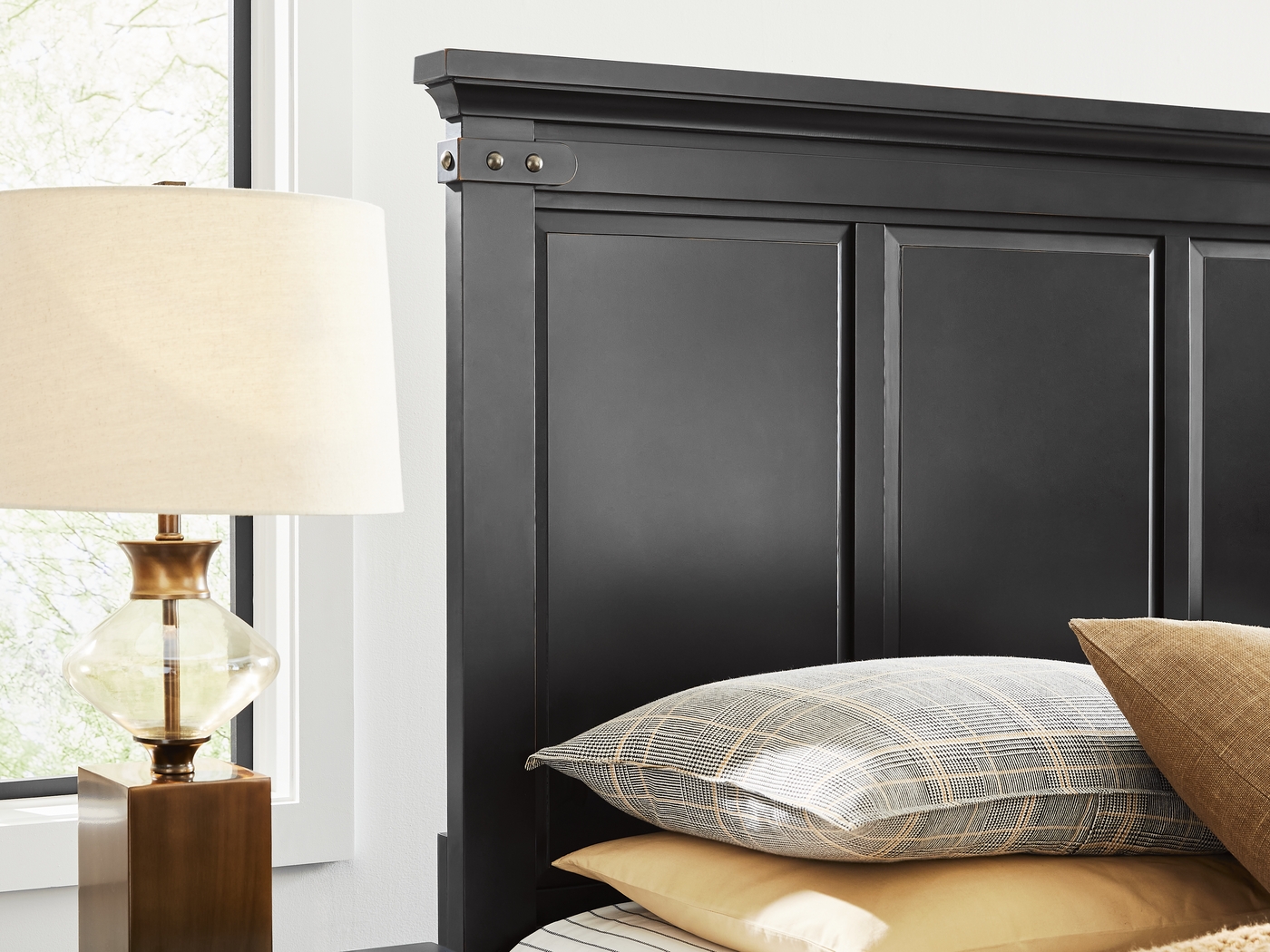 Fairhaven Black 3 Pc Queen Panel Bed - Thumbnail - Image 3