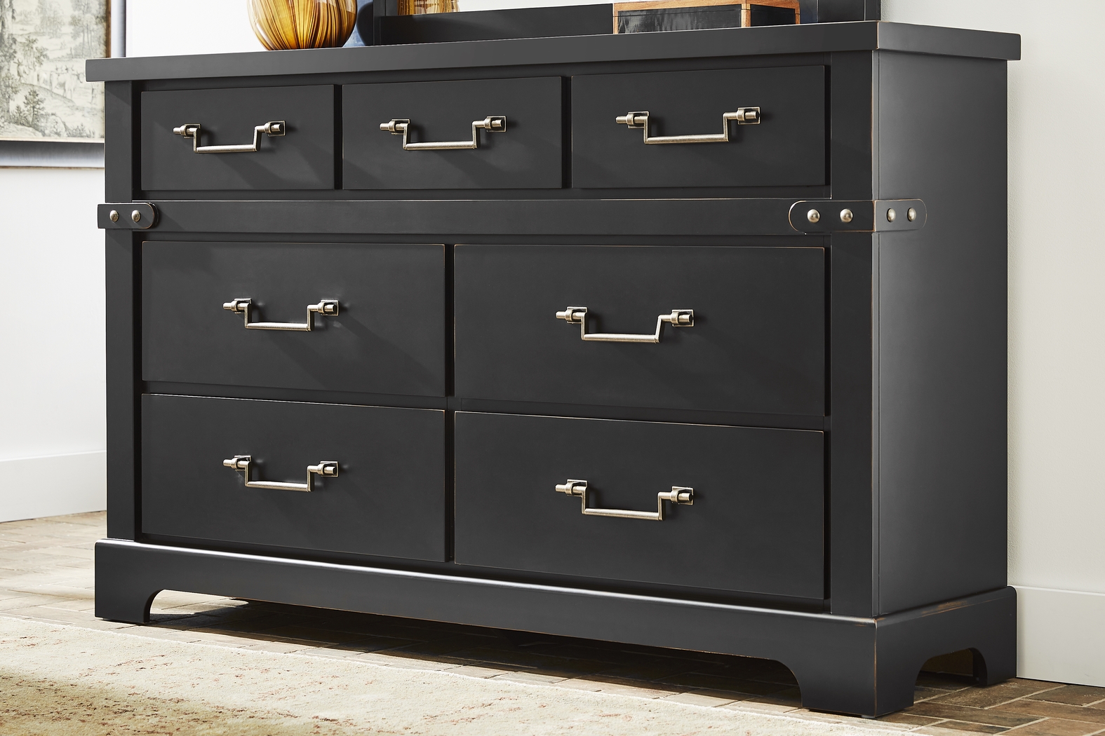 Fairhaven Black 7 Pc King Panel Bedroom - Thumbnail - Image 6