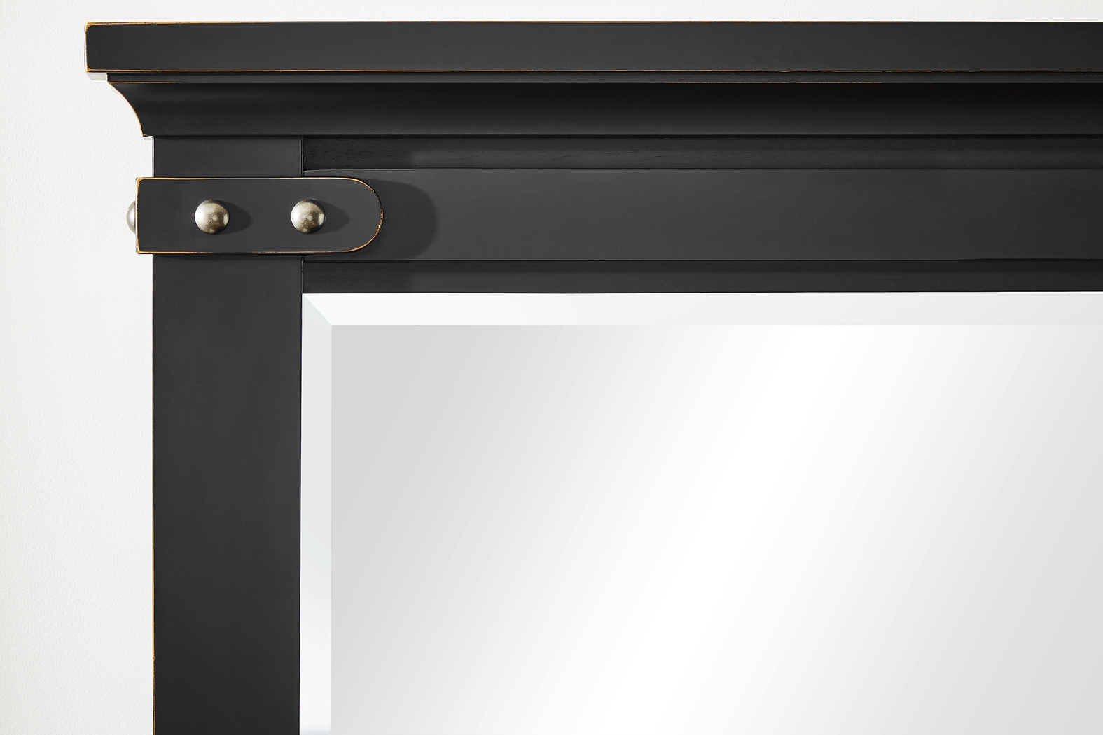 Fairhaven Black 7 Pc King Panel Bedroom - Thumbnail - Image 12