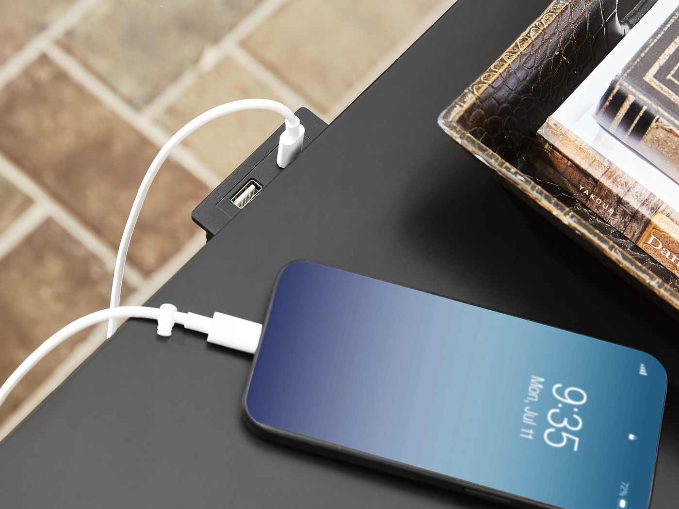 Fairhaven Black 7 Pc King Panel Bedroom - Thumbnail - Image 10