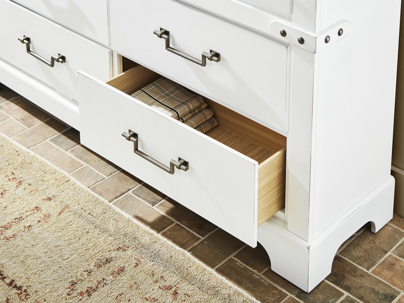 Fairhaven White 5 Pc King Panel Bedroom - Thumbnail - Image 7