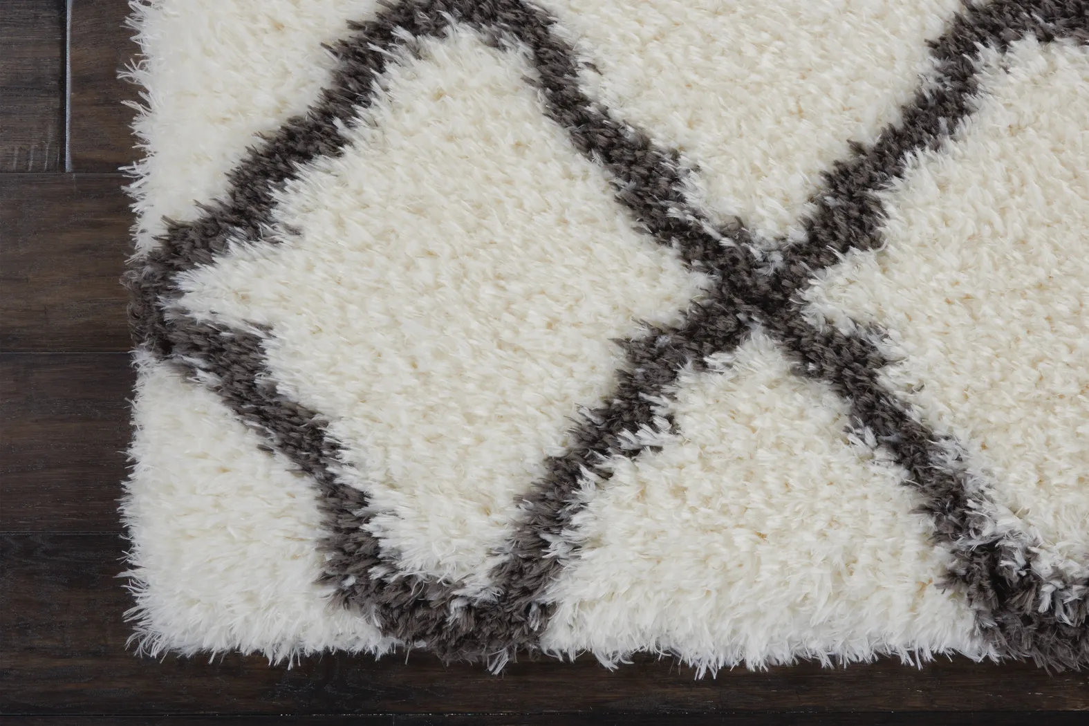 Fairport Beige 5' x 7' Rug - Thumbnail - Image 2