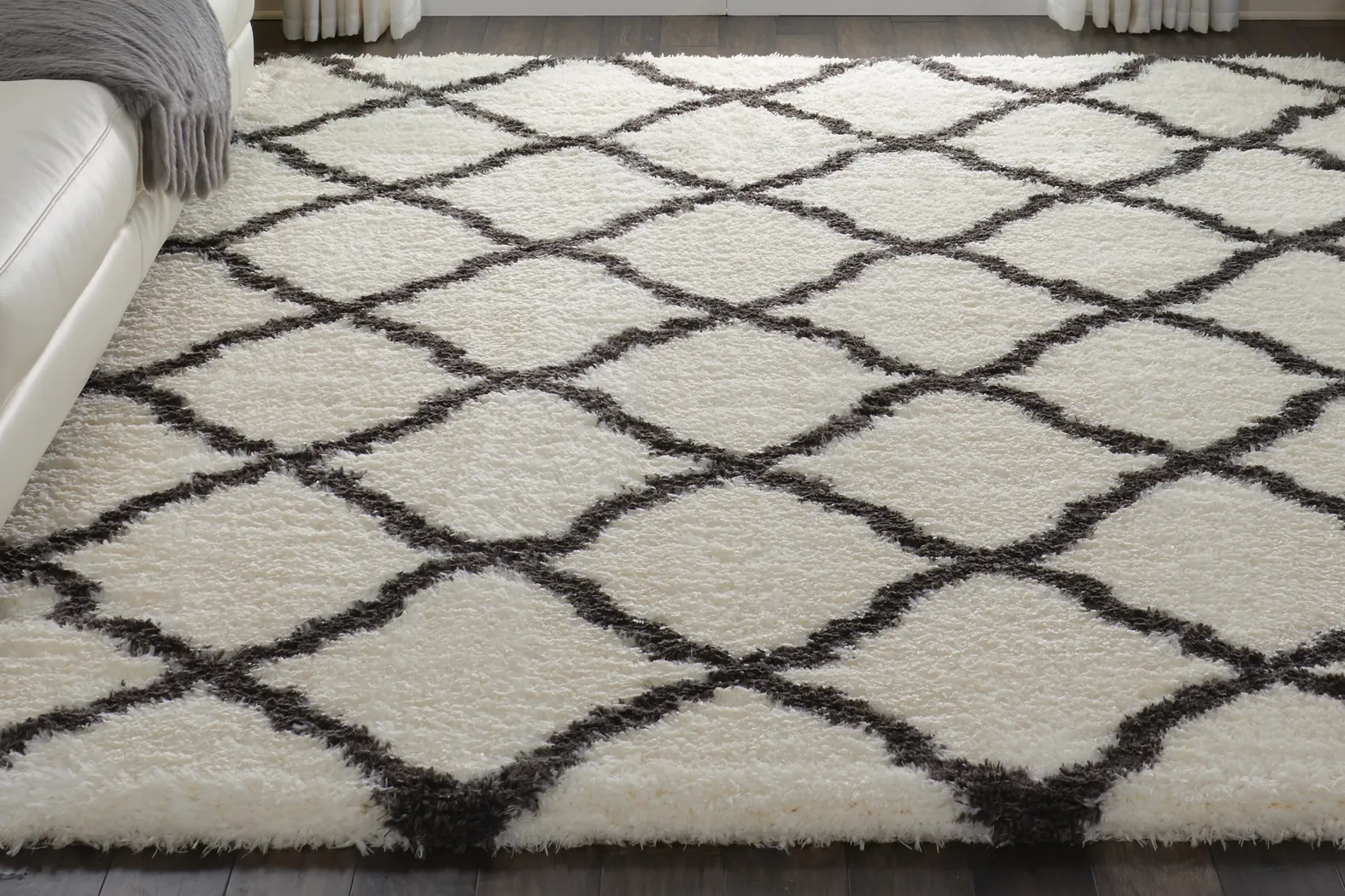 Fairport Beige 5' x 7' Rug - Thumbnail - Image 7