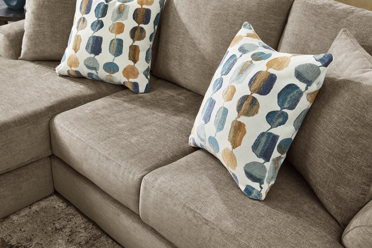 Fallbrook Brown 6 Pc Living Room - Thumbnail - Image 3